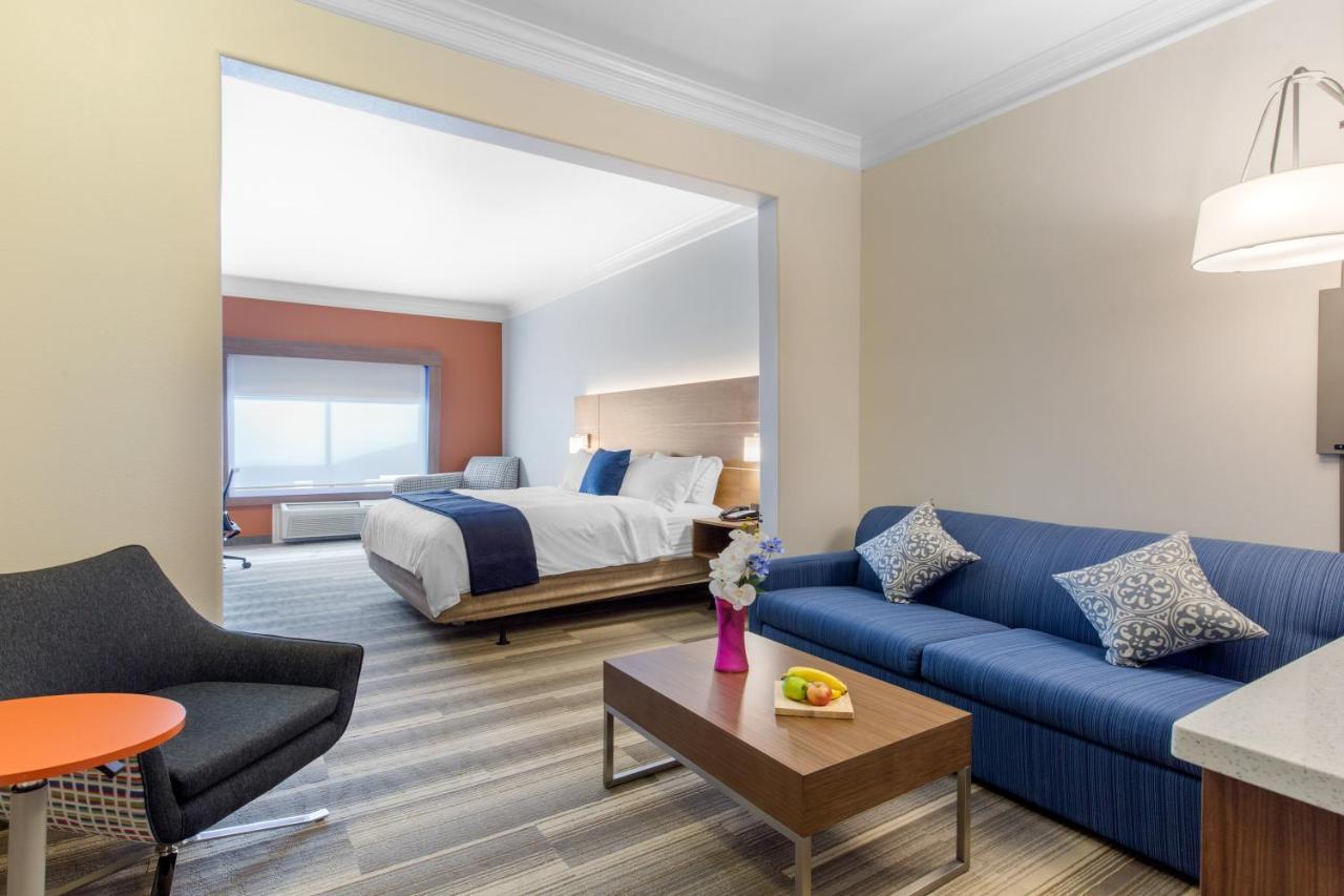 Holiday Inn Express Houston-Alvin By Ihg Exterior foto